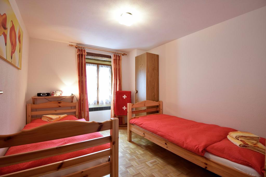 Da Erminia Bed and Breakfast Verdabbio Δωμάτιο φωτογραφία