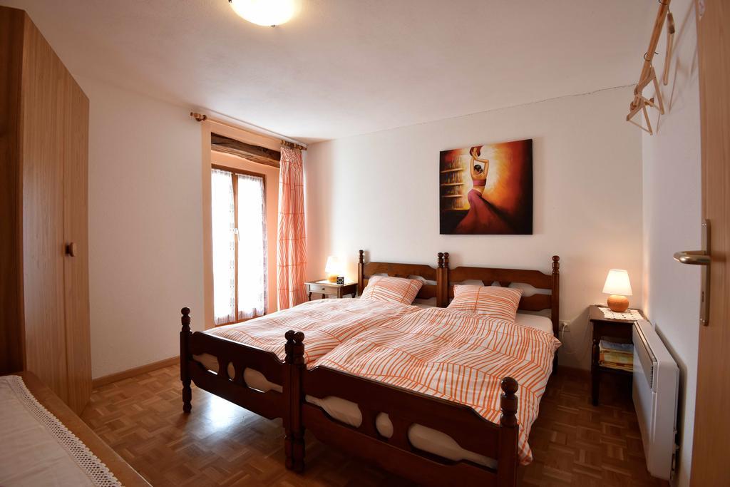 Da Erminia Bed and Breakfast Verdabbio Δωμάτιο φωτογραφία