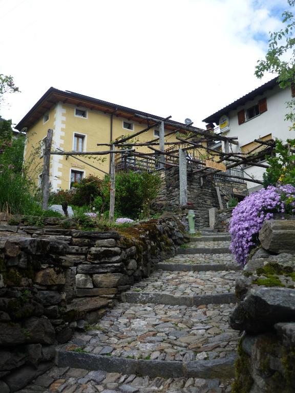 Da Erminia Bed and Breakfast Verdabbio Εξωτερικό φωτογραφία